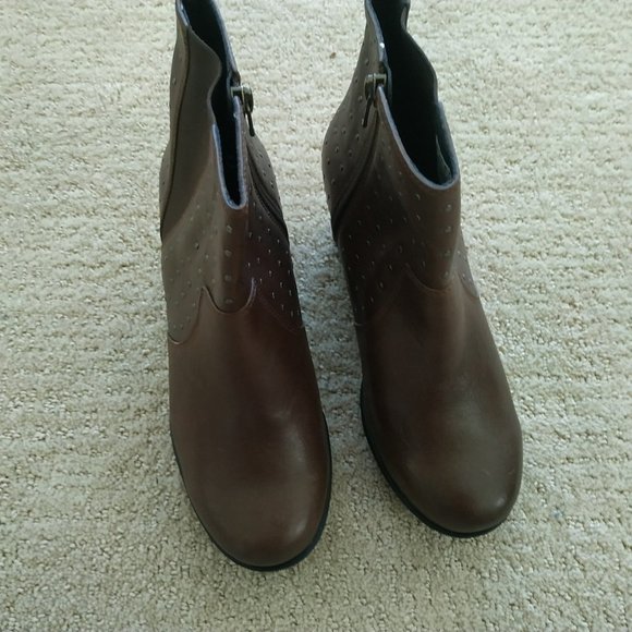 new sorel Joan of arctic Chelsea Studs boots 5.5 36.5 - Picture 2 of 4